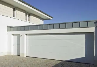 drzwi boczne do garażu