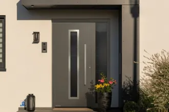 zewnętrzne drzwi wejściowe